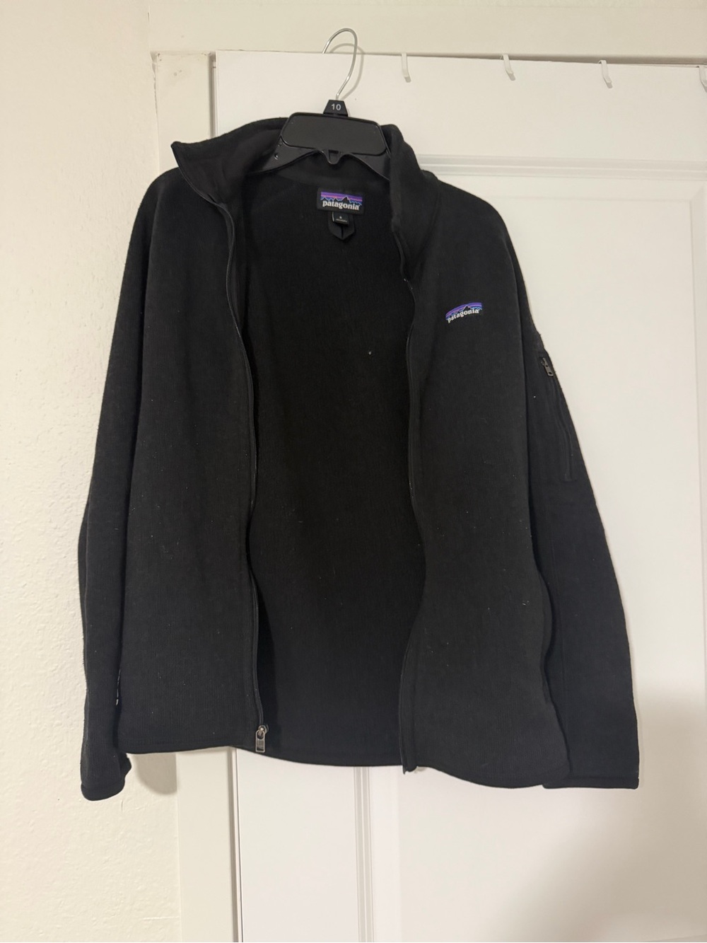 Patagonia womens Black Full-Zip Fleece Jacket